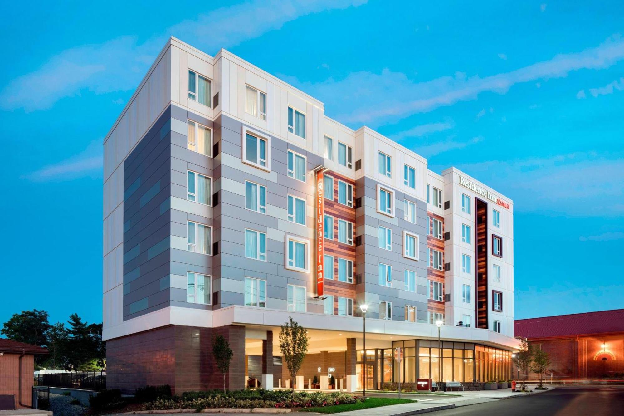 Residence Inn By Marriott Boston Watertown Exterior photo